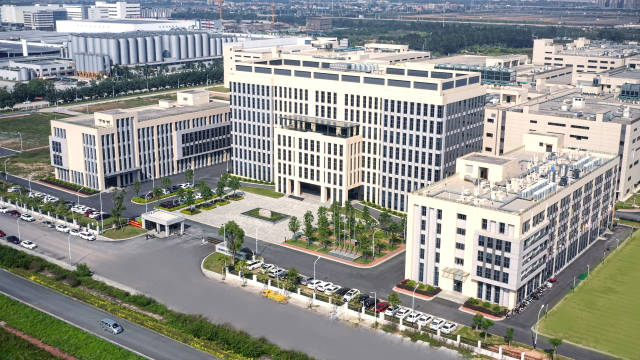 https://media.nfnews.com/nfplus/ossfs/pic/xy/202509/26/beead7a8-db80-4c85-8649-1da74a447e8a.jpg?x-oss-process=style/w640